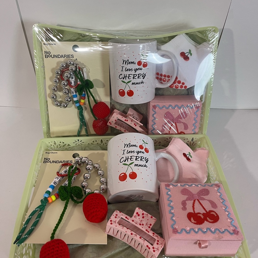 Love you cherry much gift set